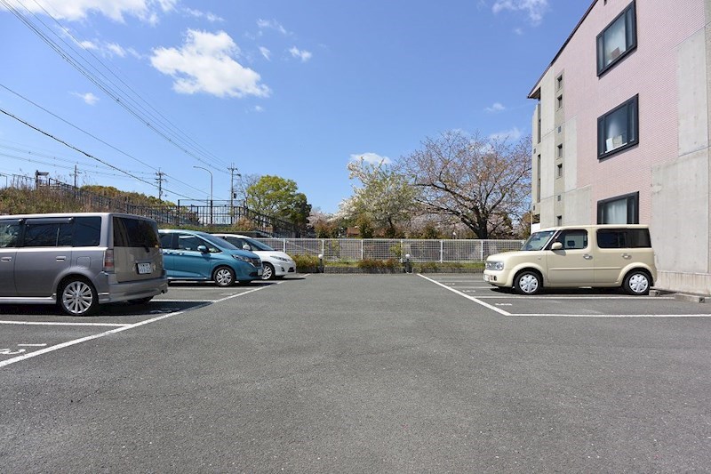 マンションあけぼの 駐車場