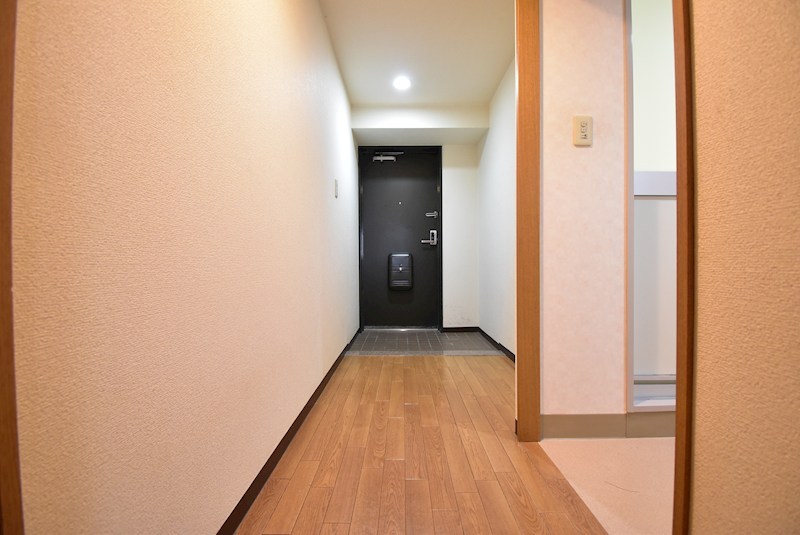 アメニティα館 玄関