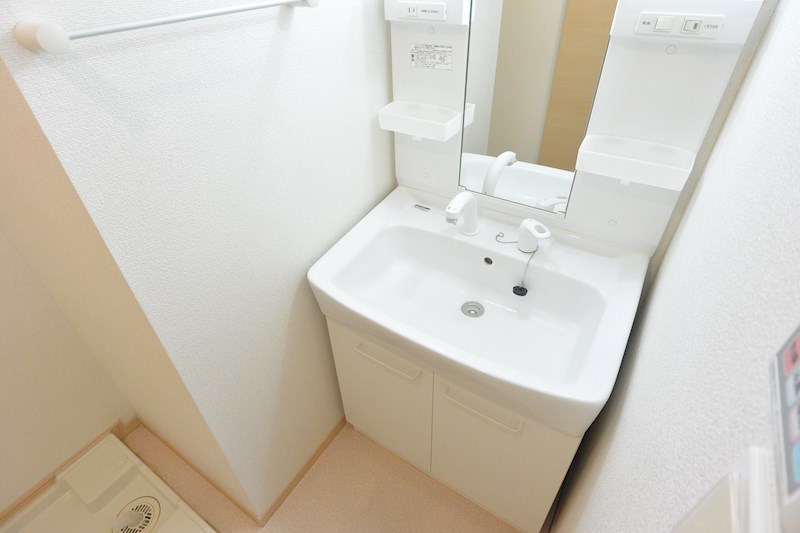 グレイス　メゾン　郡津 洗面所