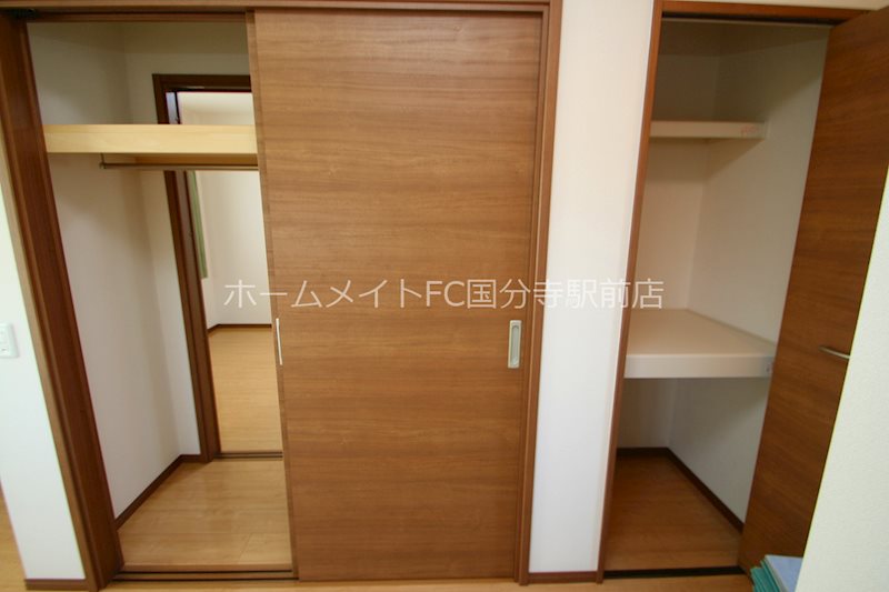 KMコートⅢ 収納