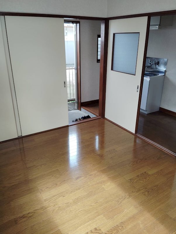 スコラハウス前原 玄関