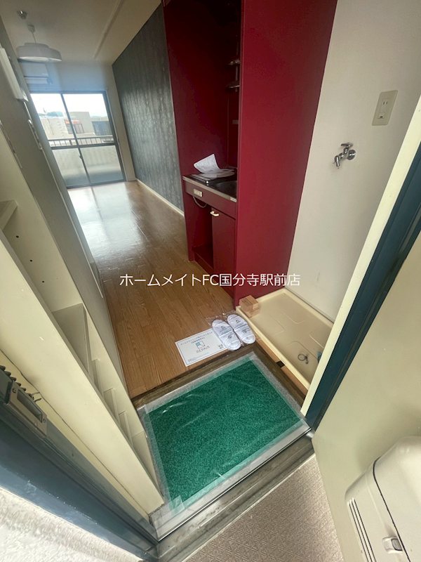 メゾンドサンベール 玄関