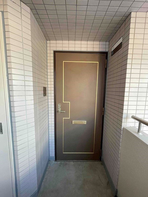 いづみマンション一ツ橋  玄関