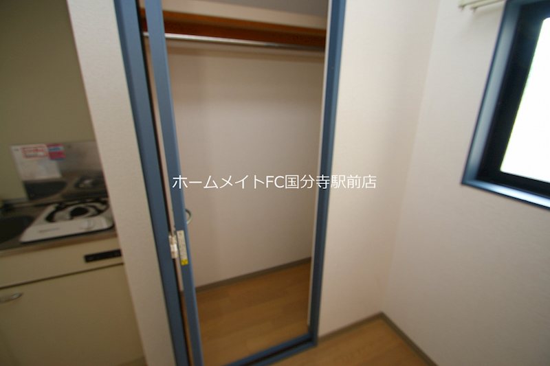メゾンドプレステージ 収納
