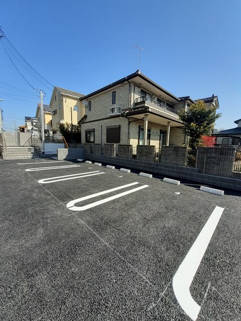 ベルイリーデ 駐車場