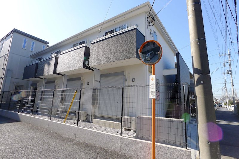 コモド狭山ヶ丘 外観