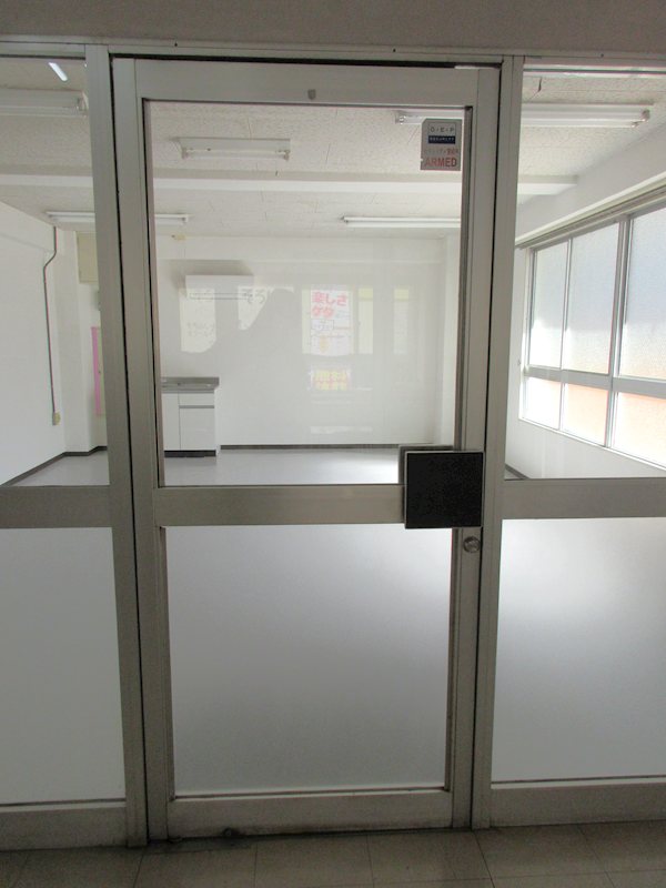 シャインロード所沢 玄関