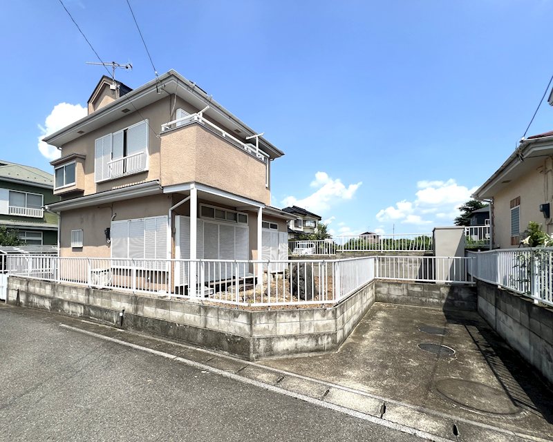 寄居町鉢形貸家 駐車場