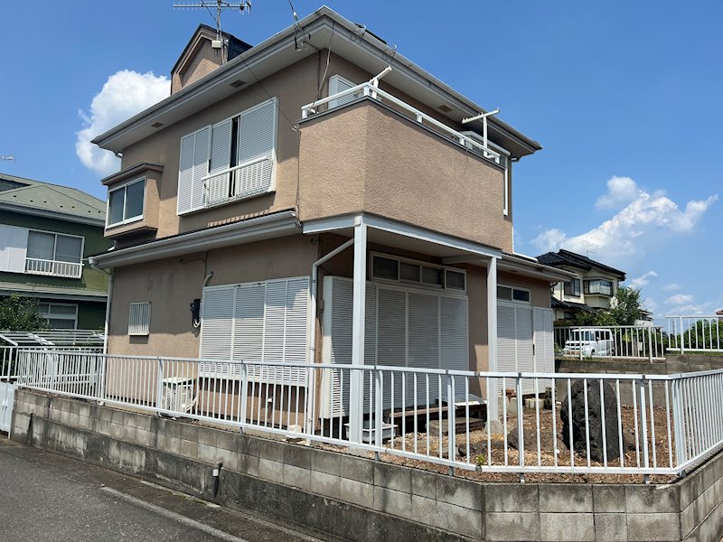 寄居町鉢形貸家 庭