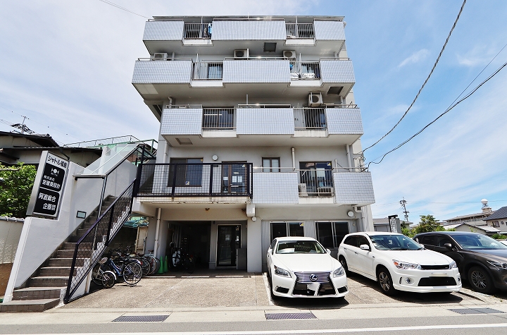 シャトル福島 外観