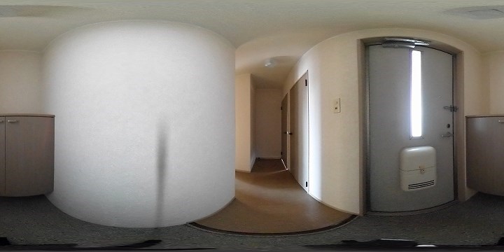 サンフレール柏原 玄関