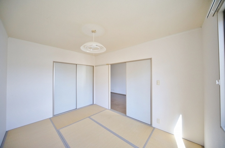 サンフレール柏原 その他
