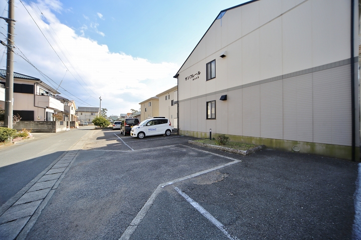 サンフレール柏原 その他