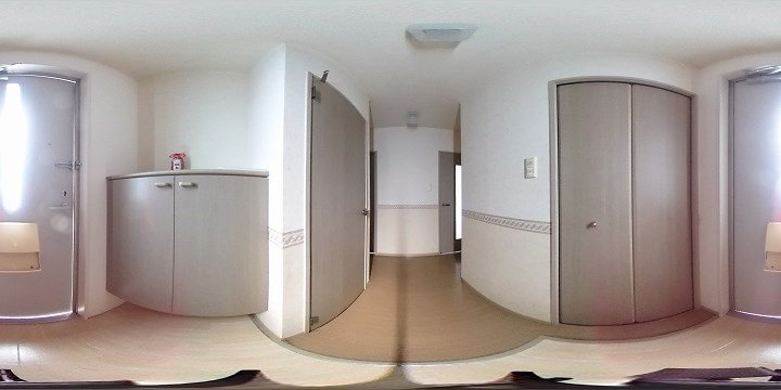 サンフレール柏原 玄関