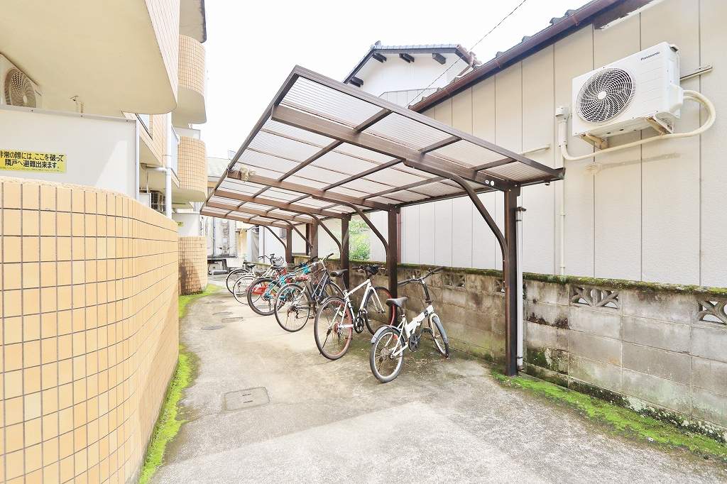 クレジュールビザン その他