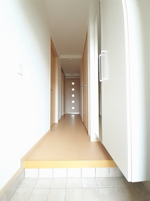 エレガンシア篠原 その他