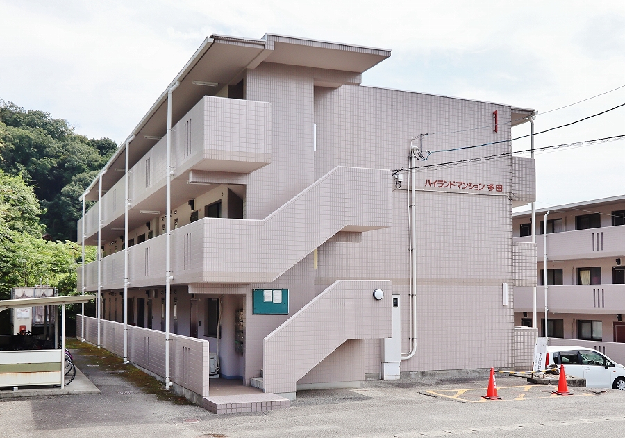 ハイランドマンション多田１号棟 外観