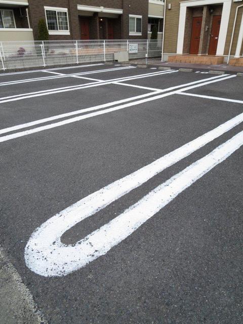 エアリー　レジデンス　Ａ 駐車場