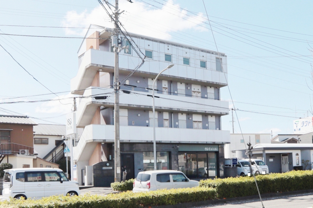 アメッセ城西 外観