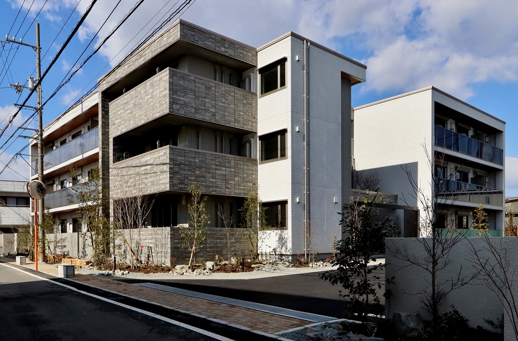 プレミアス 外観