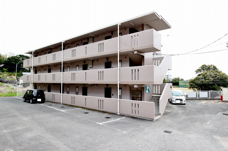 ハイランドマンション多田３号棟 外観