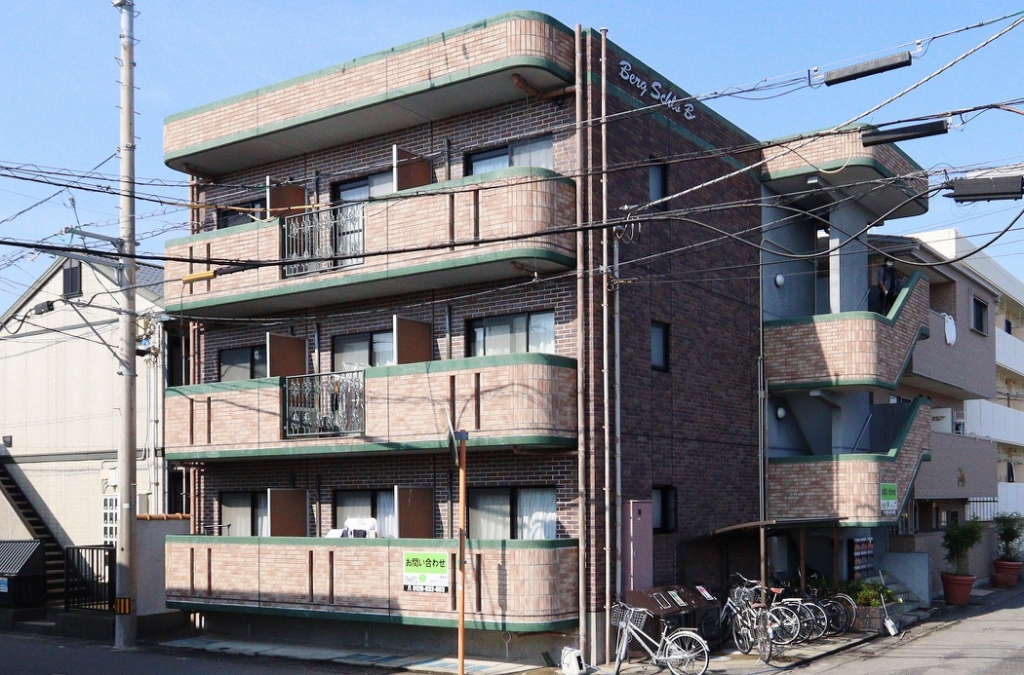 ベルクシュロス 外観