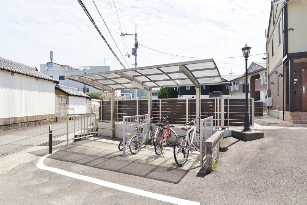 エヴァーグリーンヒルズ その他