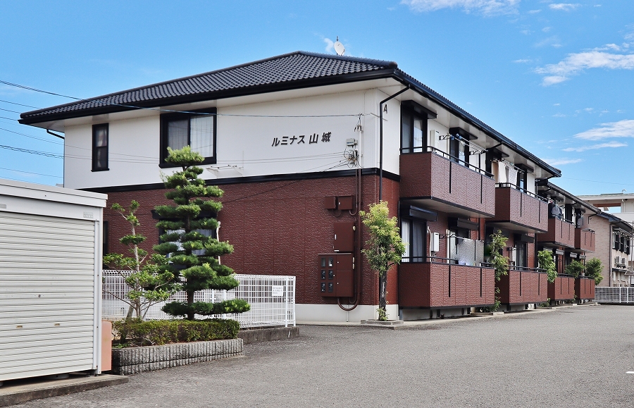 ルミナス山城　Ａ棟 外観