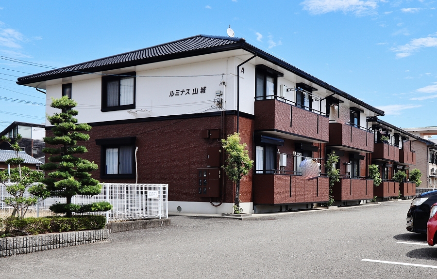 ルミナス山城　Ａ棟 外観