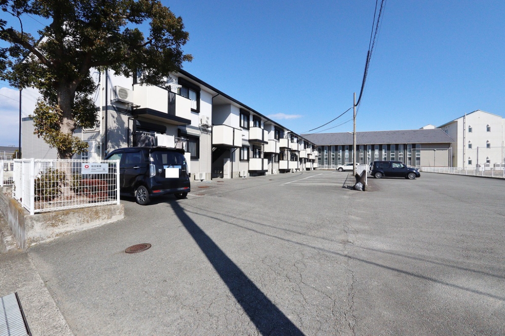 エスパシオ那賀川　Ｂ棟 外観