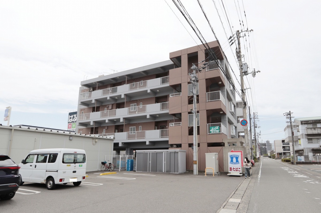 ノーブルハウス 外観