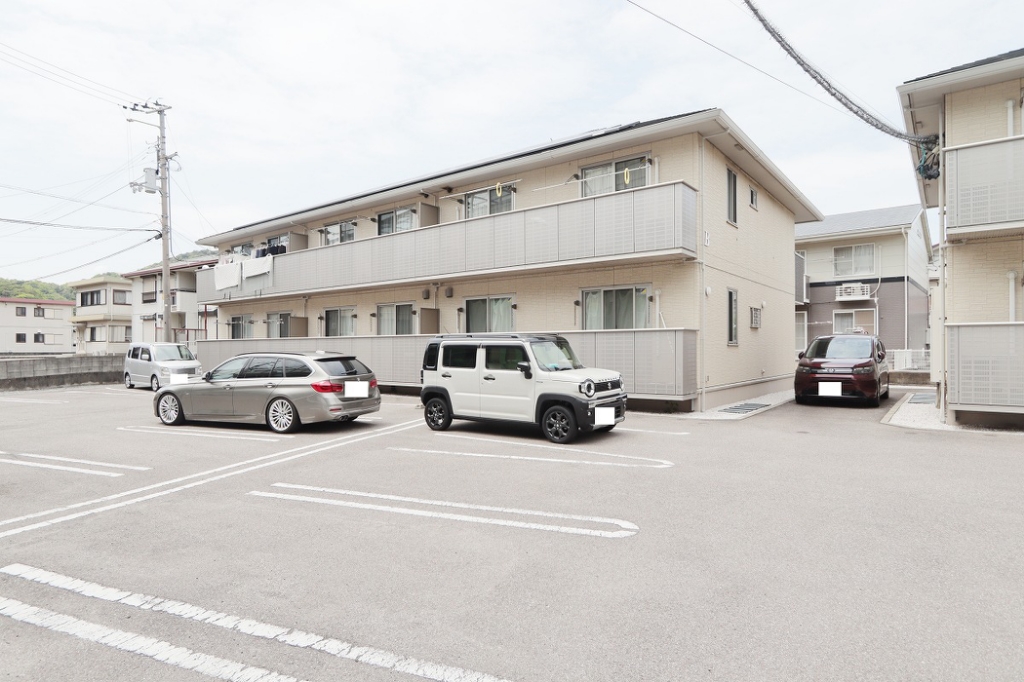 サンシャイン見白 B棟 外観