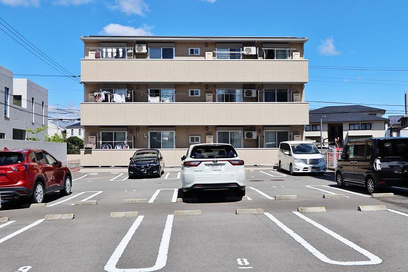 アンソレイエ 外観