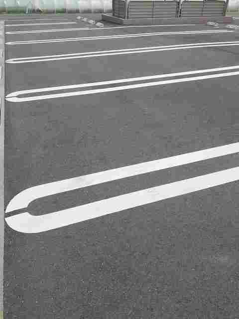 サンシーブルＡ 駐車場