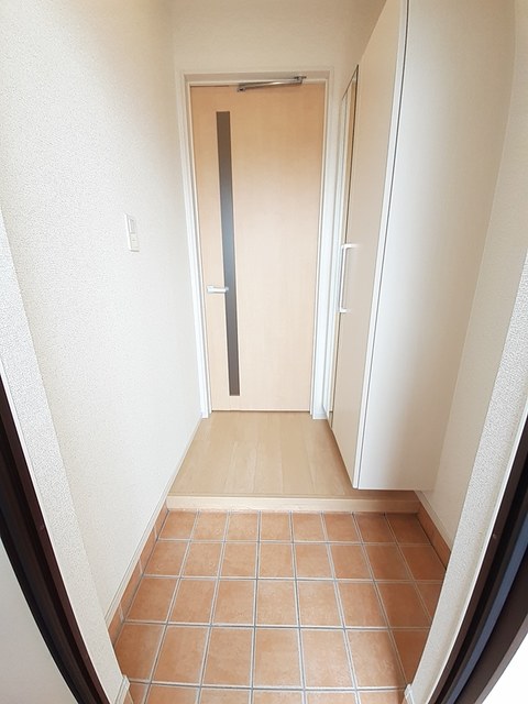 サンシーブルＡ 玄関