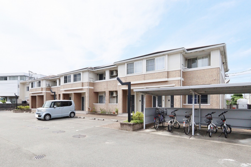 シャインヒルズ富岡 外観