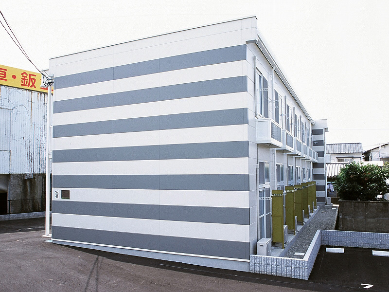 レオパレス吉野川 外観