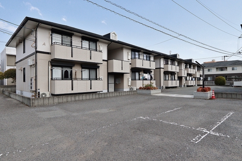 ハイカムール田中　Ｂ棟 外観