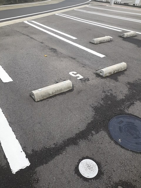コンフォーティア鮎喰 駐車場