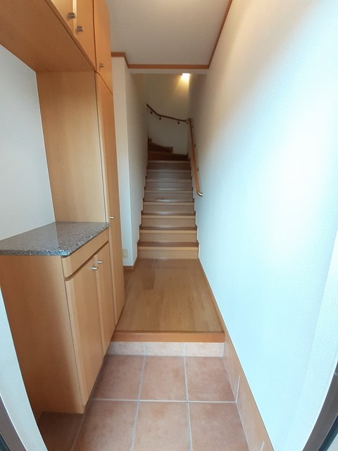 モーント　シャイン　Ｂ 玄関