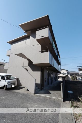コーポレインボー 外観