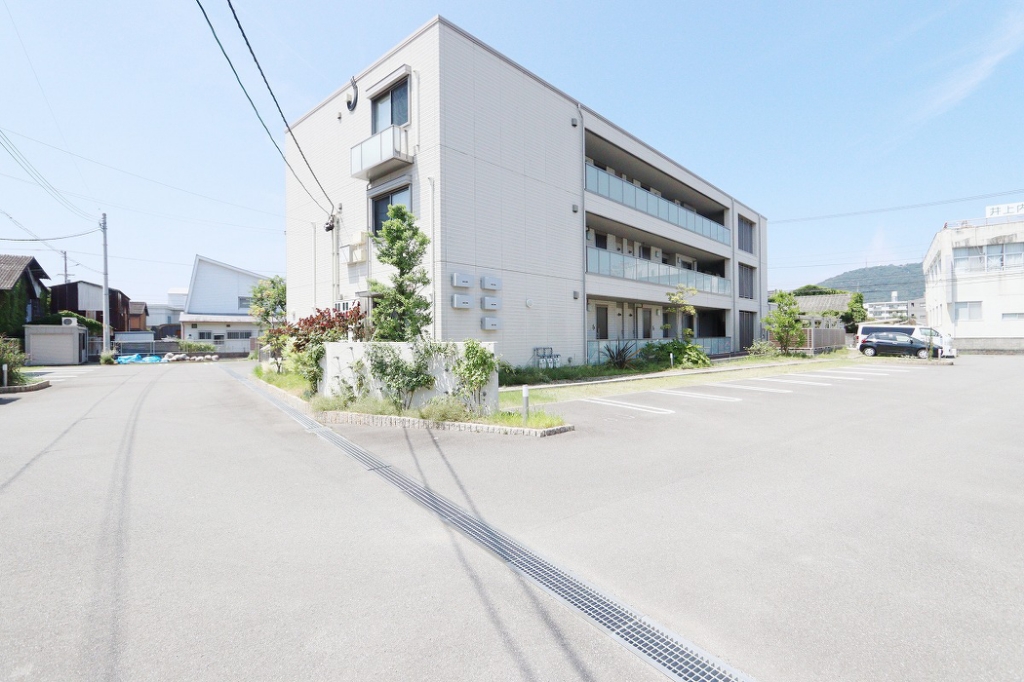 シャーメゾンガーデン福島　Ｂ棟 外観