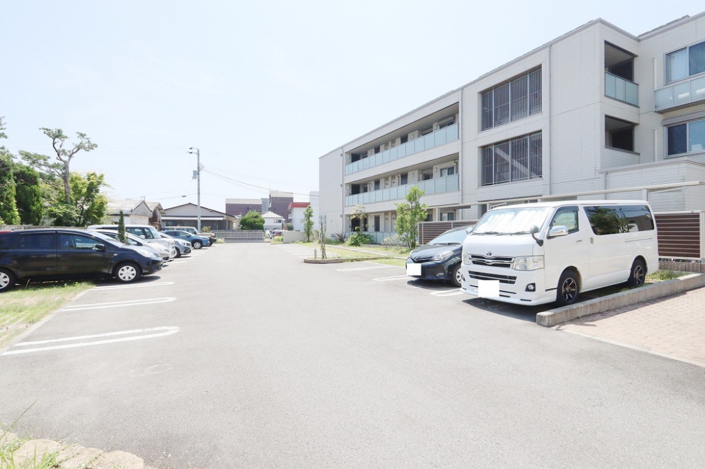 シャーメゾンガーデン福島　Ｂ棟 その他