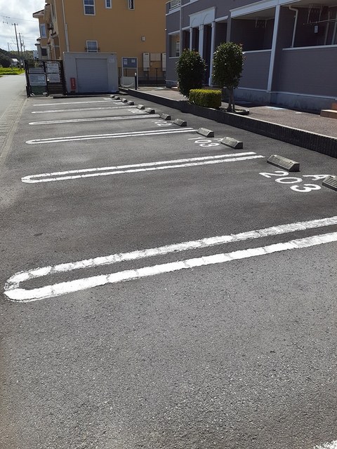 アプリコット・サン　Ａ 駐車場