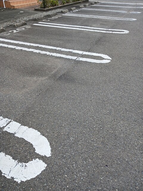 ポート・レーゼ　Ｃ 駐車場