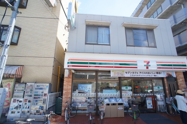 コースト ヴィレッジ コンビニ