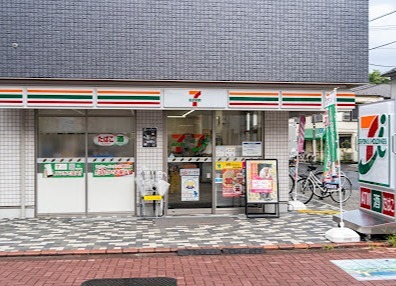 Blatt Berg コンビニ