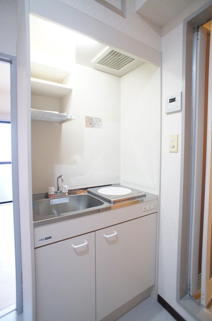 クレッセント梅屋敷 キッチン