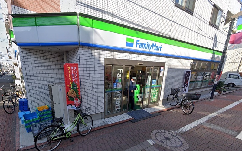 マーレ ヴィヴァン コンビニ