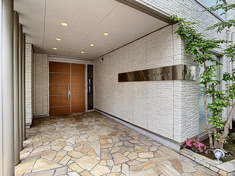 S.court エントランス
